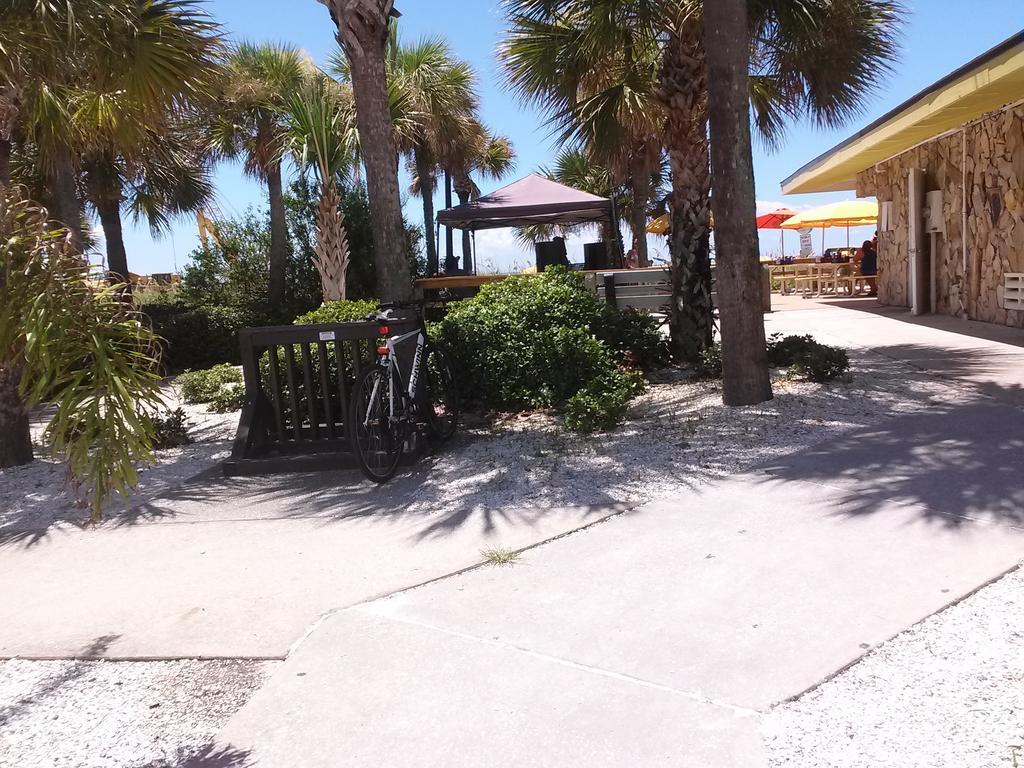 Beach Vacation Get-Away Apartment St. Pete Beach Bagian luar foto
